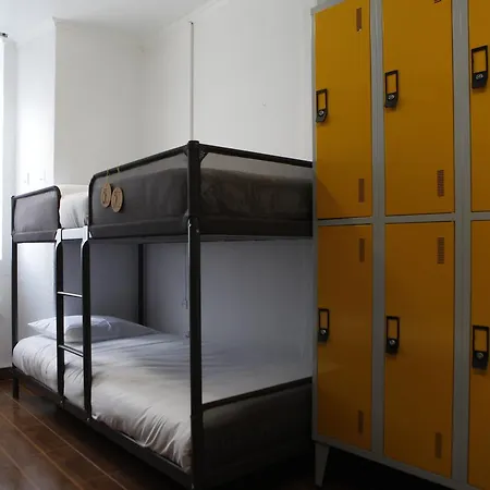 Albergue Avenida *